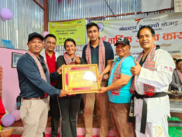 तेक्वान्दोका अन्तर्राष्ट्रिय निर्णायक विकेश र अस्मिता सम्मानित